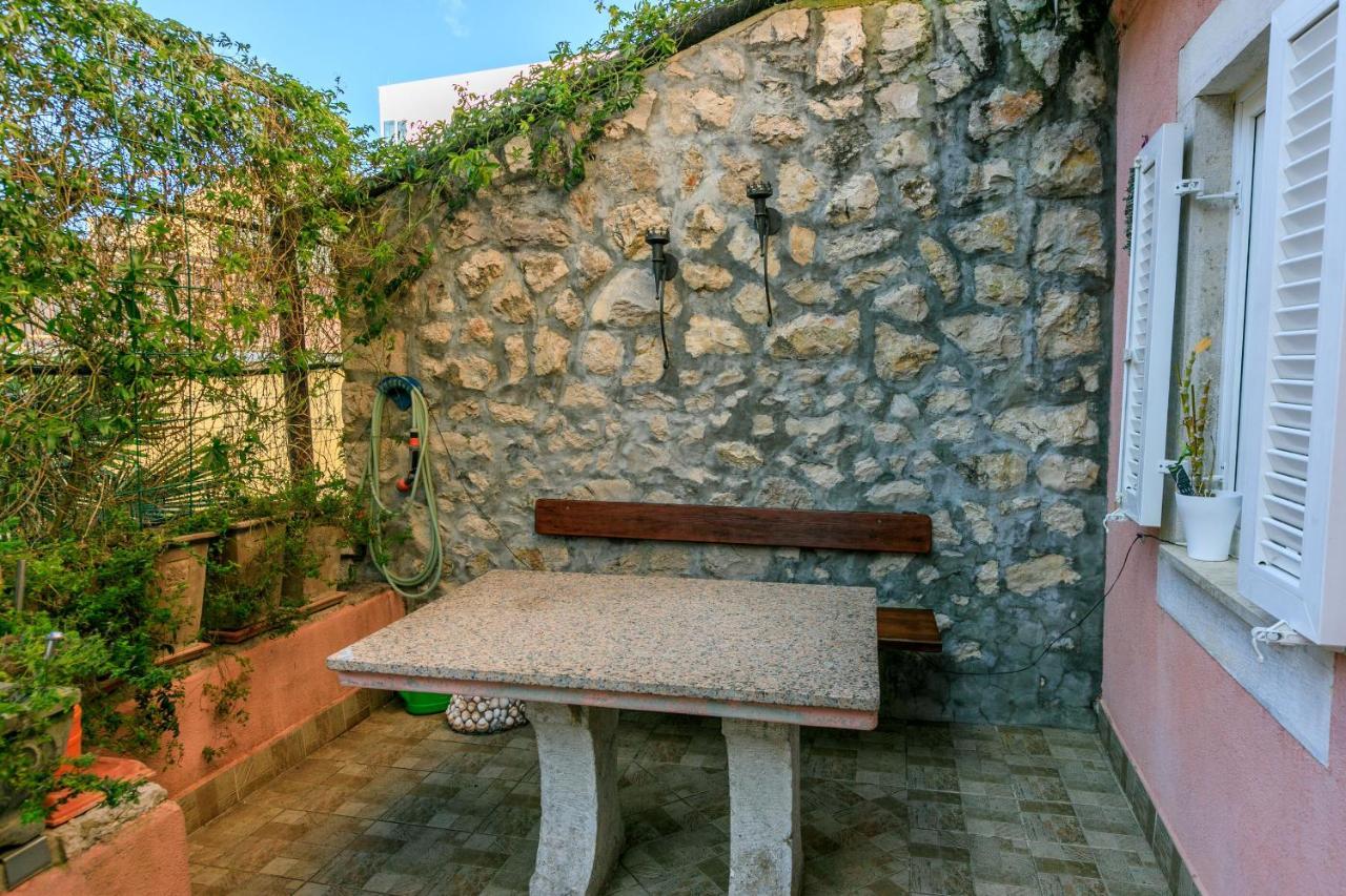 Apartments Villa 7 Crikvenica Exterior foto