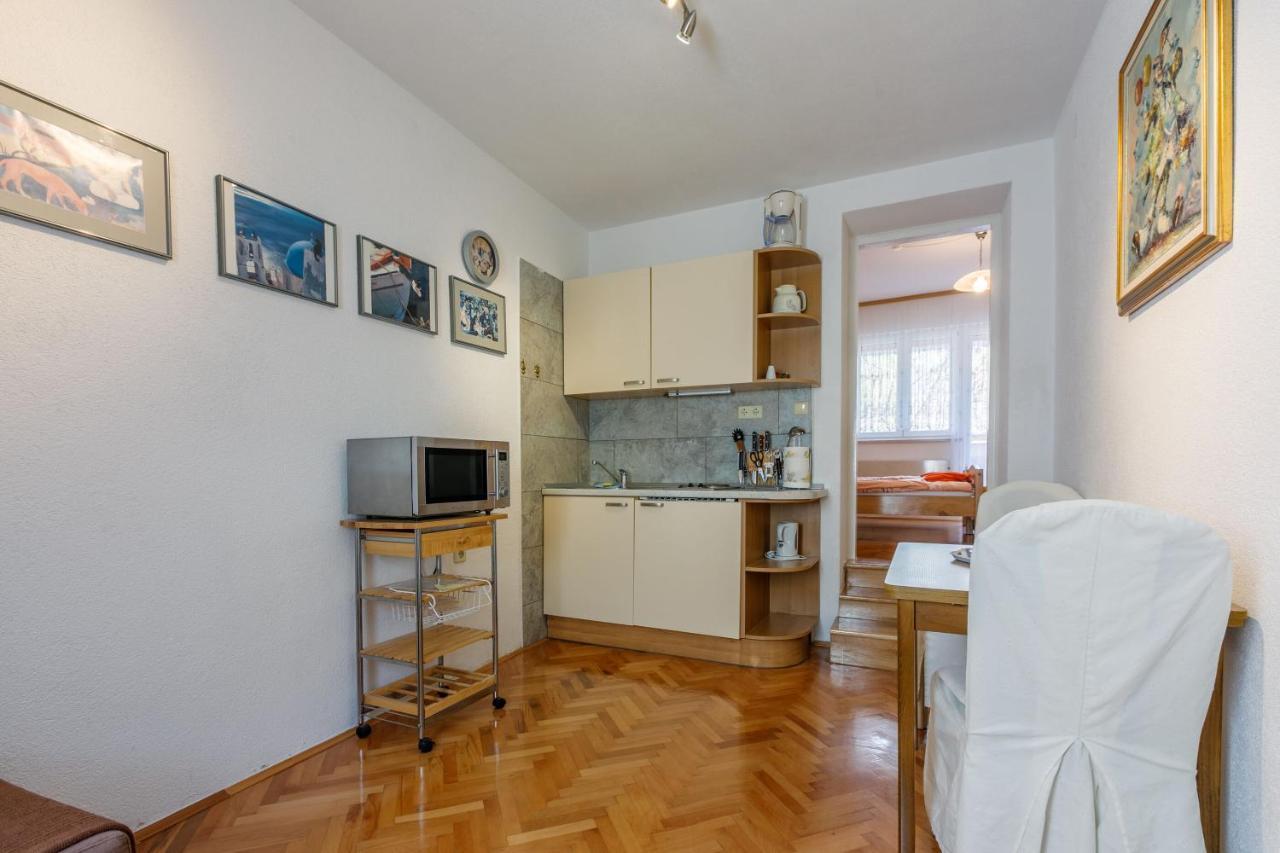 Apartments Villa 7 Crikvenica Exterior foto