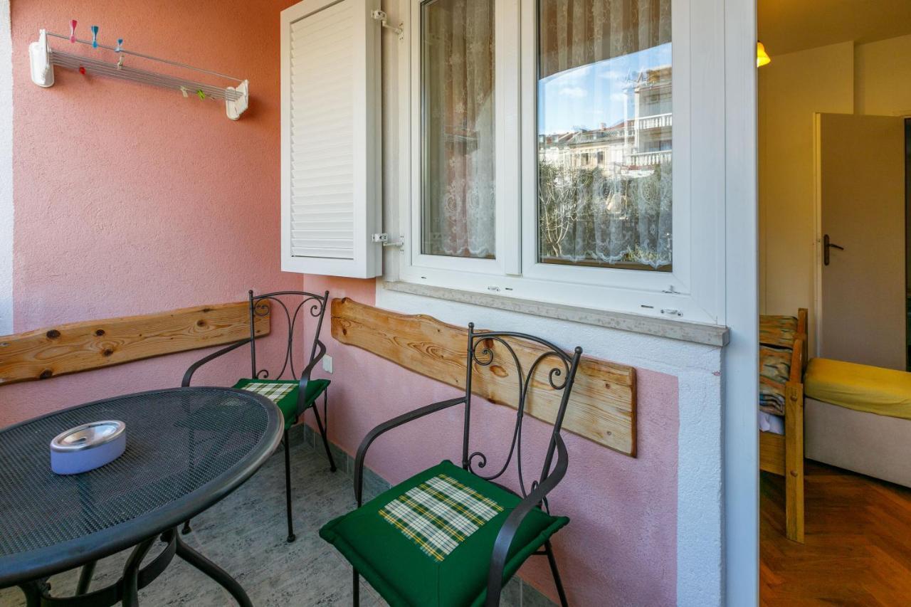 Apartments Villa 7 Crikvenica Exterior foto